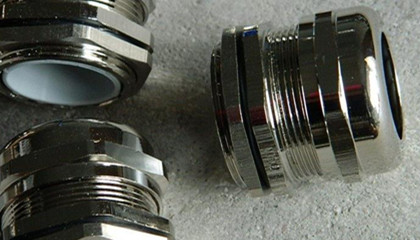 金屬電纜防水接頭怎么接比較好？